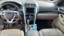 A picture of 2012 Ford Explorer Yes