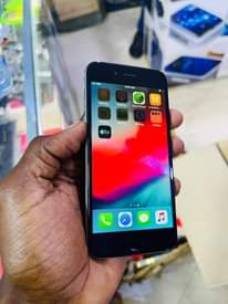 A picture of 128gb iPhone 6