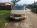 A picture of SUPER CLEAN TOYOTA SIENNA 2000 CLEAN LIKE TOKUNBIO PLEASE CALL