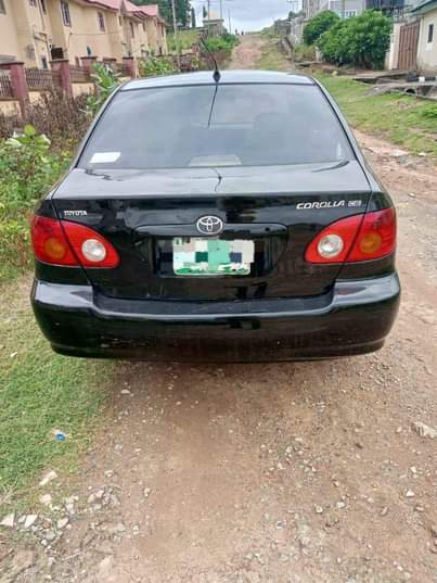 A picture of Toyota Corolla 04 With untampered engine and gear AC need