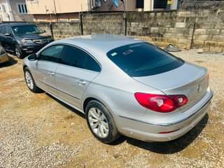 A picture of Volkswagen Passat
