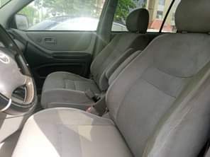 A picture of Toyota Highlander 2004 for sale Clean body and interior Sound