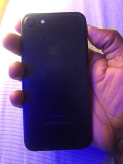 A picture of Iphone 7plain