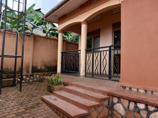 A picture of house for sale in munyonyo 0754621638