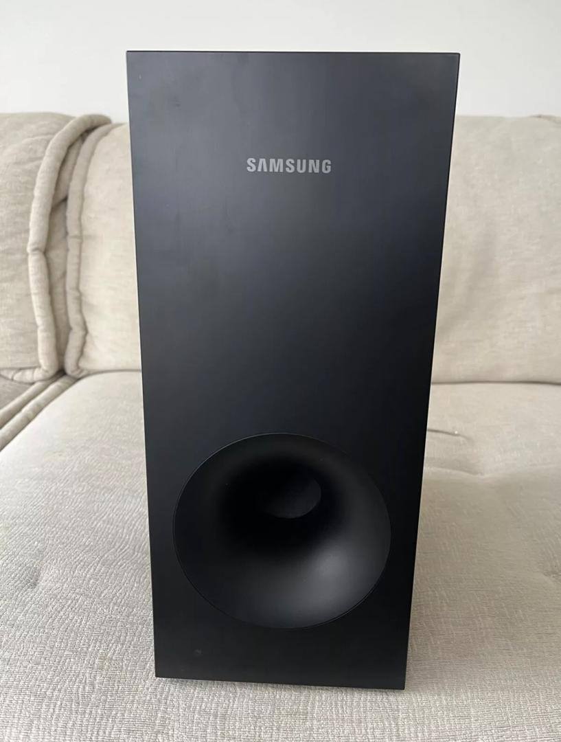 A picture of Samsung home theater system 5.1