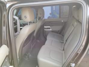 A picture of 2022 Land Rover Defender foreign price 89M Location Abuja 08160229978