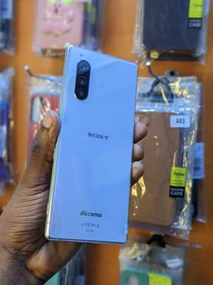 A picture of SONNY XPERIA 5