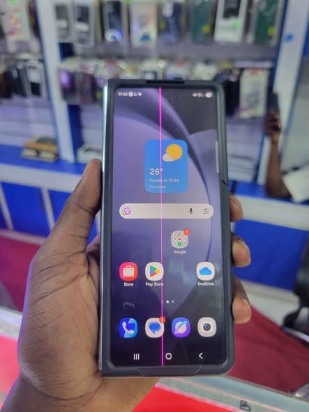 A picture of SAMSUNG GALAXY Z FOLD 5 512GB