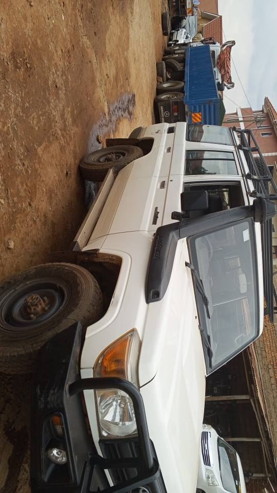 A picture of Toyota Land cruiser