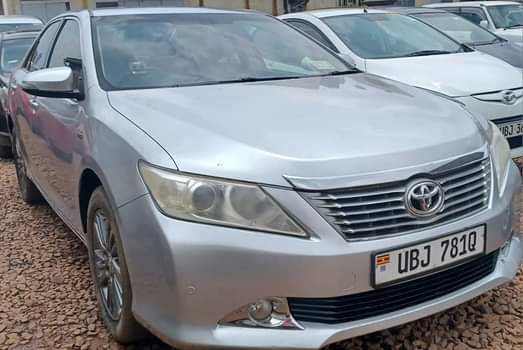 A picture of TOYOTA CAMRY UBJ MODEL 2015 IN EXCELLENT CONDITION PRICE 27.5M