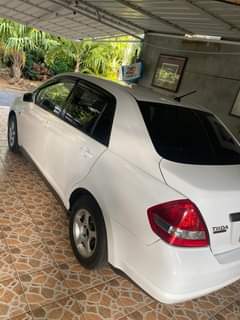 used nissan tiida