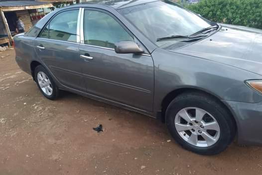 A picture of 2005 Toyota Camry