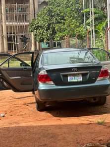 A picture of Distress sale Belgium standard 2005 Toyota Camry buy and drive