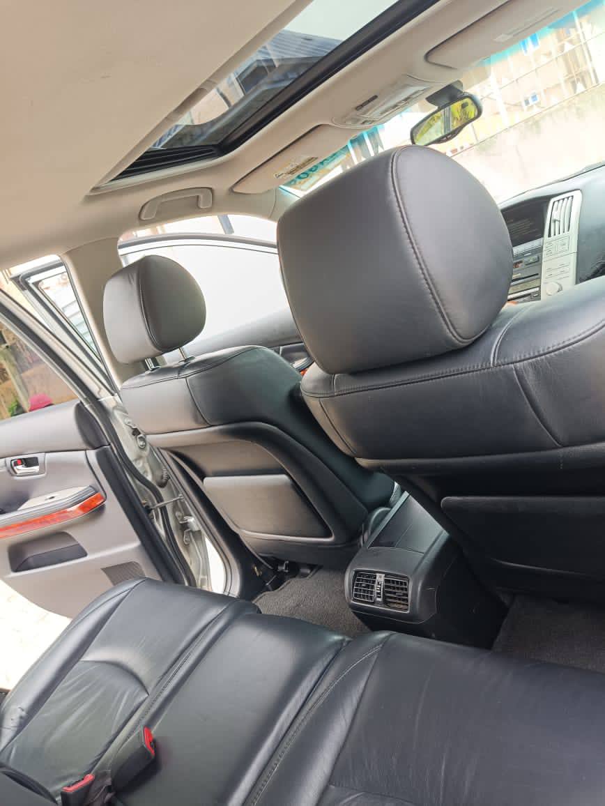 A picture of Rx330 Lexus