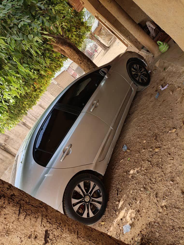 A picture of Honda civic 2009 at 3.3