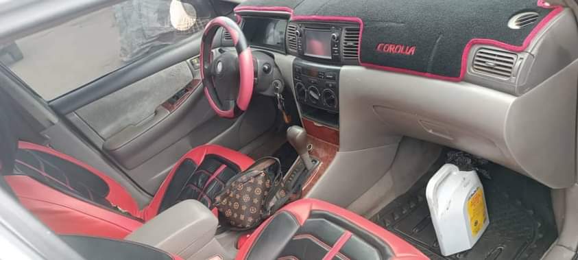 A picture of Toyota COROLLA 2004 price 2 950 Gear and AC TAPPING