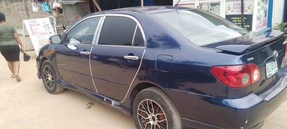 A picture of Toyota Corolla everything working perfectly 6 month use Uber bolt