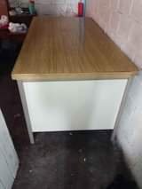 desks