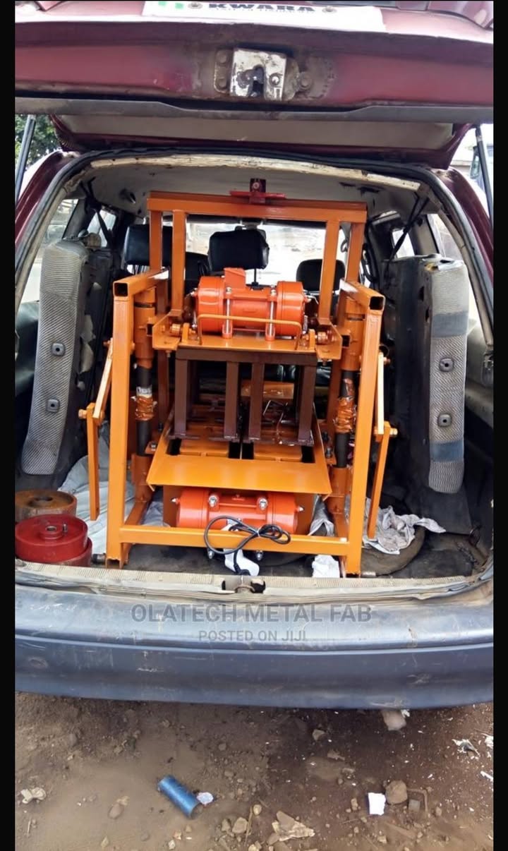 A picture of Bricks making machine