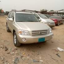 A picture of Gimme 3 9m last and collect this Clean Toyota Highlander