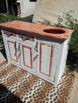 A picture of Nauza kitchen kabnet ya mbao 130 kabat la nguo mbao