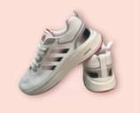 A picture of Sport shoes