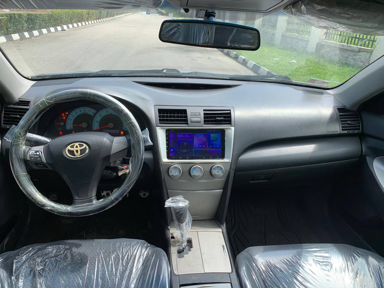 A picture of Toyota camry 2011 2012