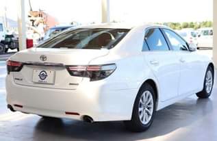 A picture of 2017 TOYOTA MARK X