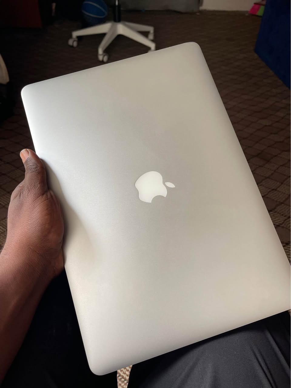 A picture of MACBOOK PRO Retina Display 15 inch 2K display resolution 2014