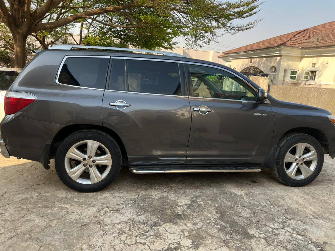 A picture of Toyota Highlander