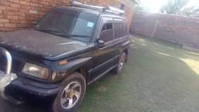 suzuki escudo