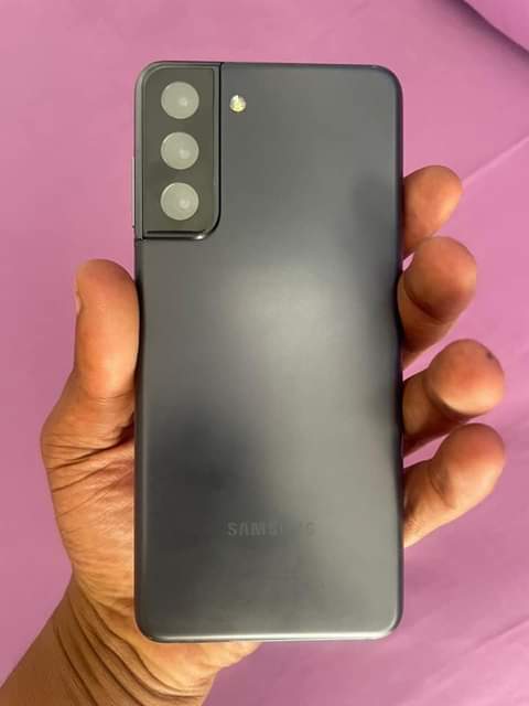 samsung s21