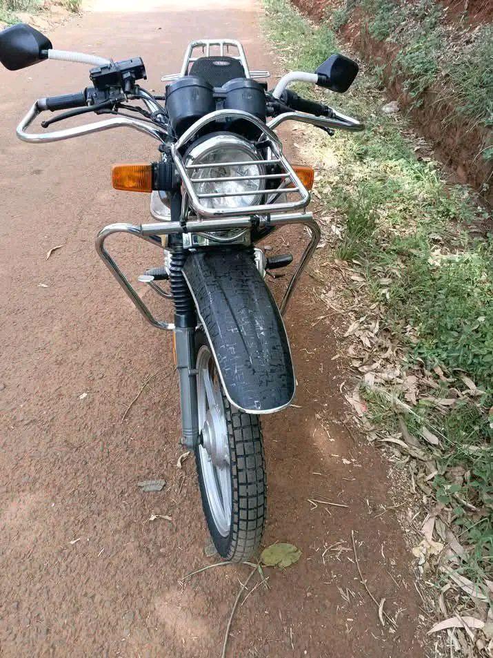 Manuu M.