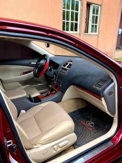A picture of Professional pictures coming soon Breifly Used Tokunbo standard REGISTERED 2012