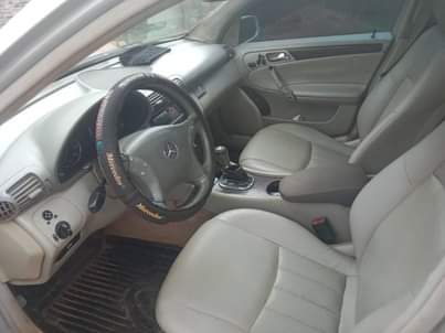 A picture of Benz c class 2003