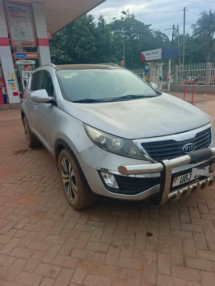 A picture of KIA 1 6cc 2013 model 16 7m