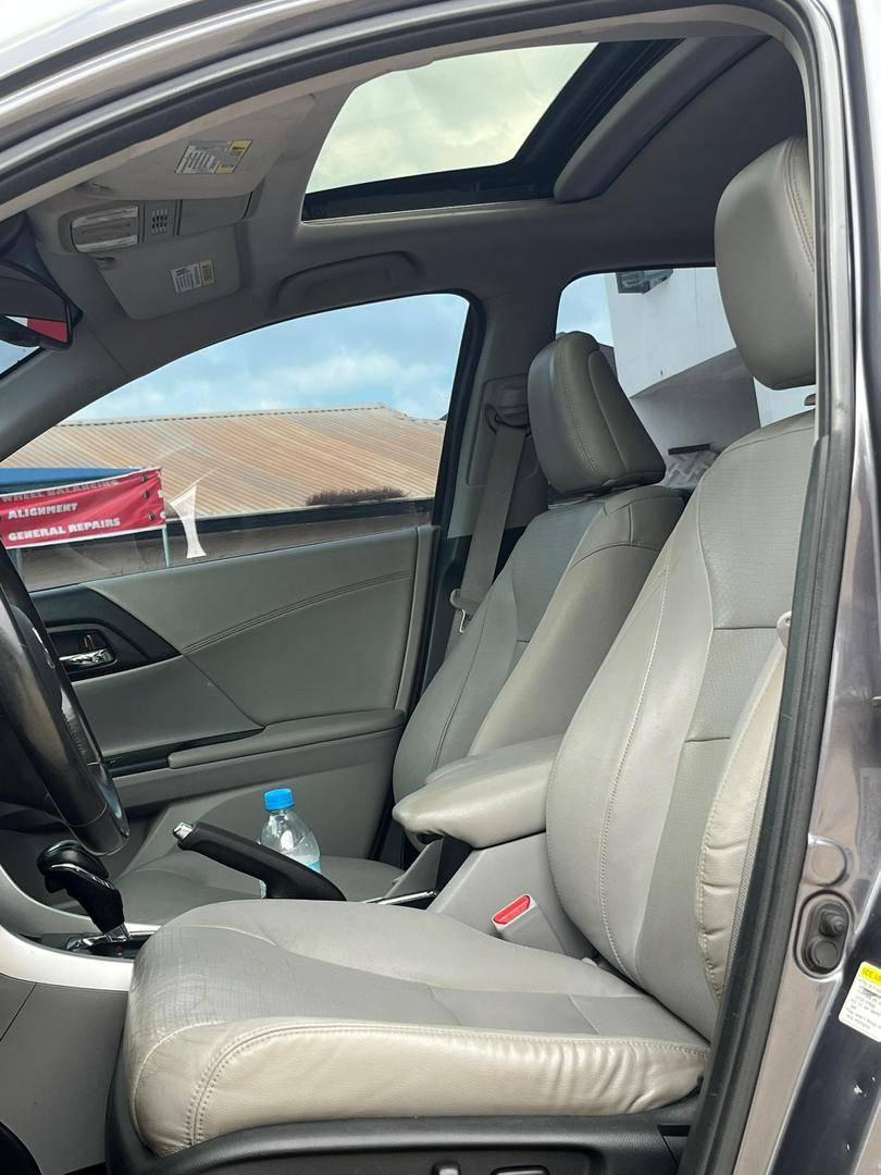 A picture of Tokunbo standard Honda accord . 2013 model with duty paid