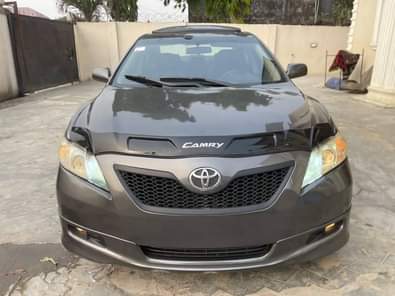 A picture of 2008 model Toyota Camry SE 4 6 Million naira Lagos