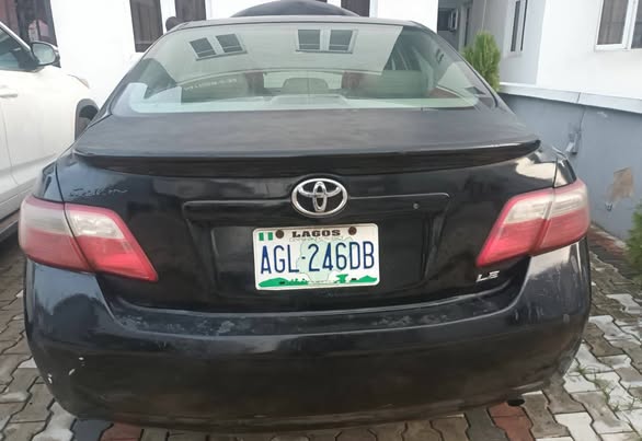 A picture of Camry 08