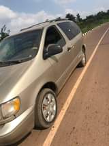A picture of Toyota Sienna