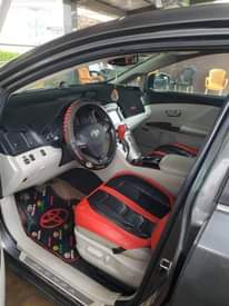 A picture of Awoof deal 011 Toyota Venza going for only 8 650M