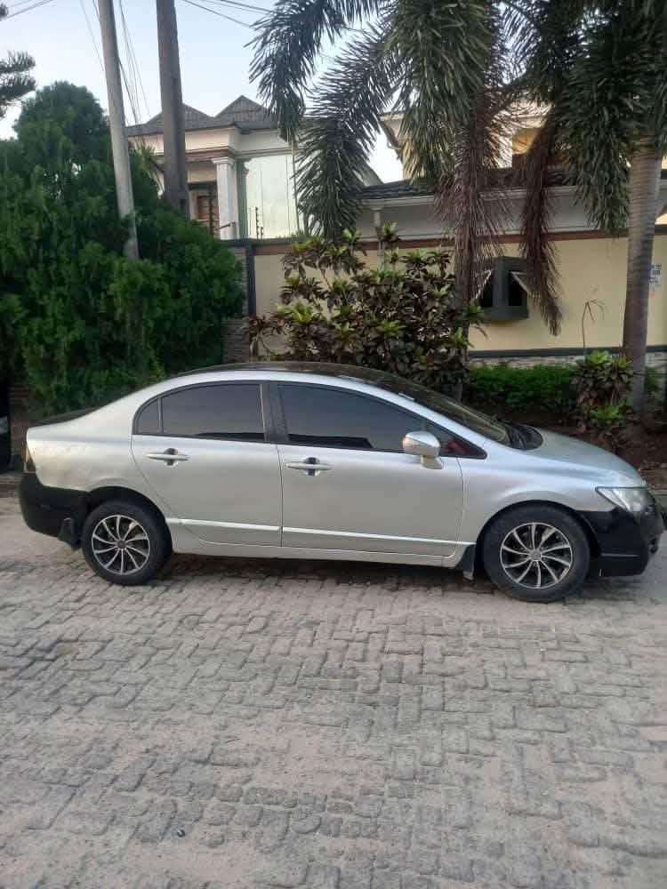 A picture of WhatsApp number 09066819536