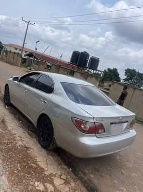 A picture of Dont sleep on this deal Lexus es 300 With good