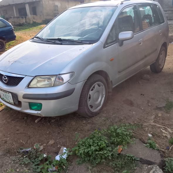 A picture of Mazda primecy