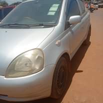 A picture of Vitz on sale with 1.3cc engine