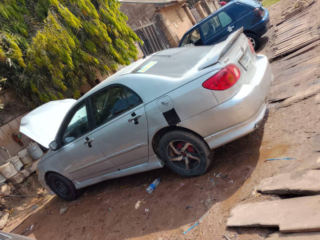 A picture of Distress Toyota Corolla 06 everything ac freezing 3.450m 08032895280