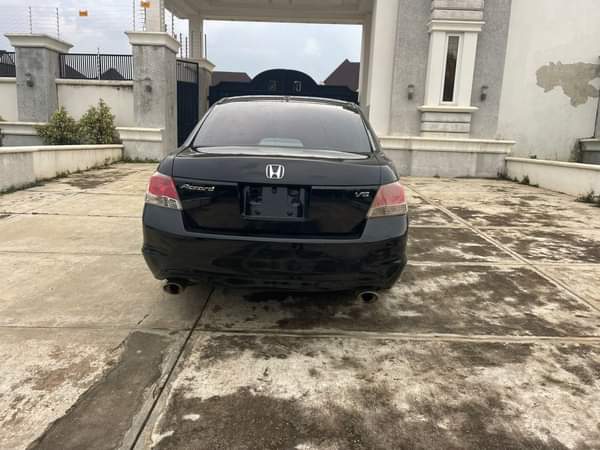 A picture of BELGIUM STANDARD HONDA ACCORD V6 2009 WITH ORIGINAL DUTY AT