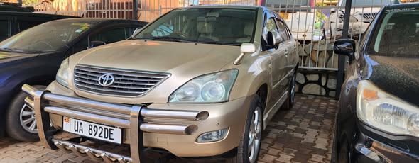 A picture of Toyota Harrier For Sale 0704482571 Call Whatsapp