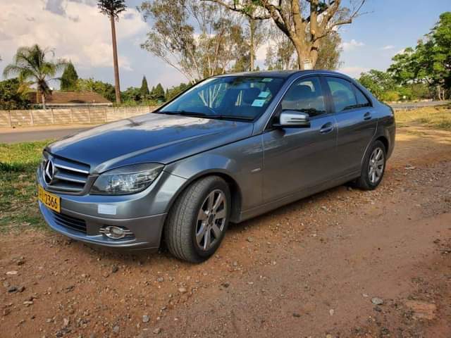 mercedes benz big badge