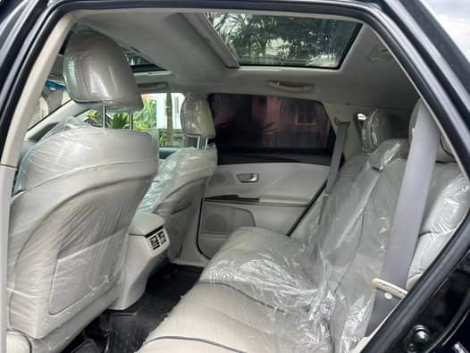 A picture of Mint 2010 Venza keyless full options nothing to fix Price